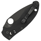 Explore the Spyderco Manix 2 Folding Knife featuring CPM-S30V blade, Ball Bearing Lock, and ambidextrous design. Exceptional quality at ReplicaAirguns.ca.